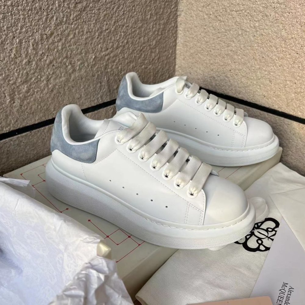 Alexander McQueen Casual sneakers - Picture 7 of 7